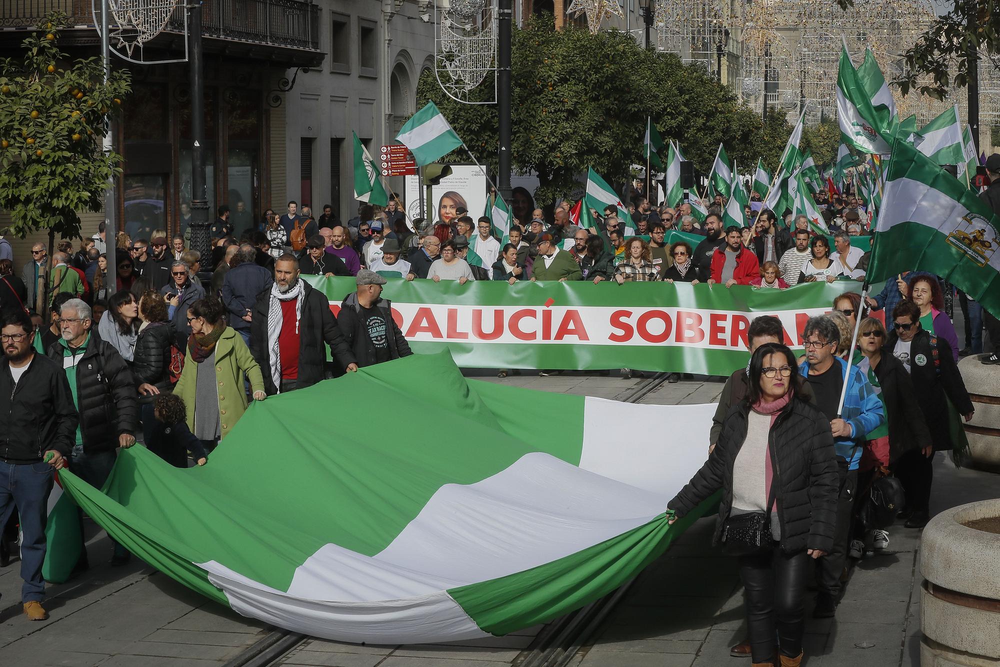 Andalucía celebra este domingo su primer Día de la Bandera el 4 de diciembre