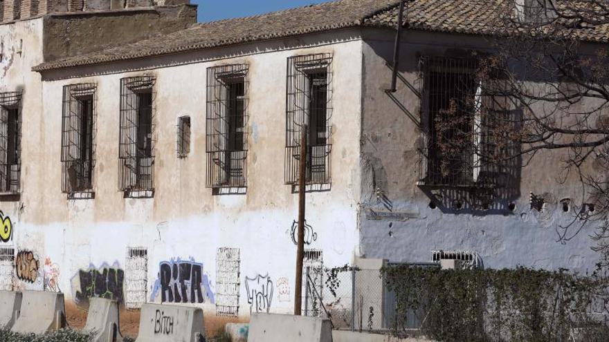 Entre otras medidas, se rehabilitará la alquería de La Torre.