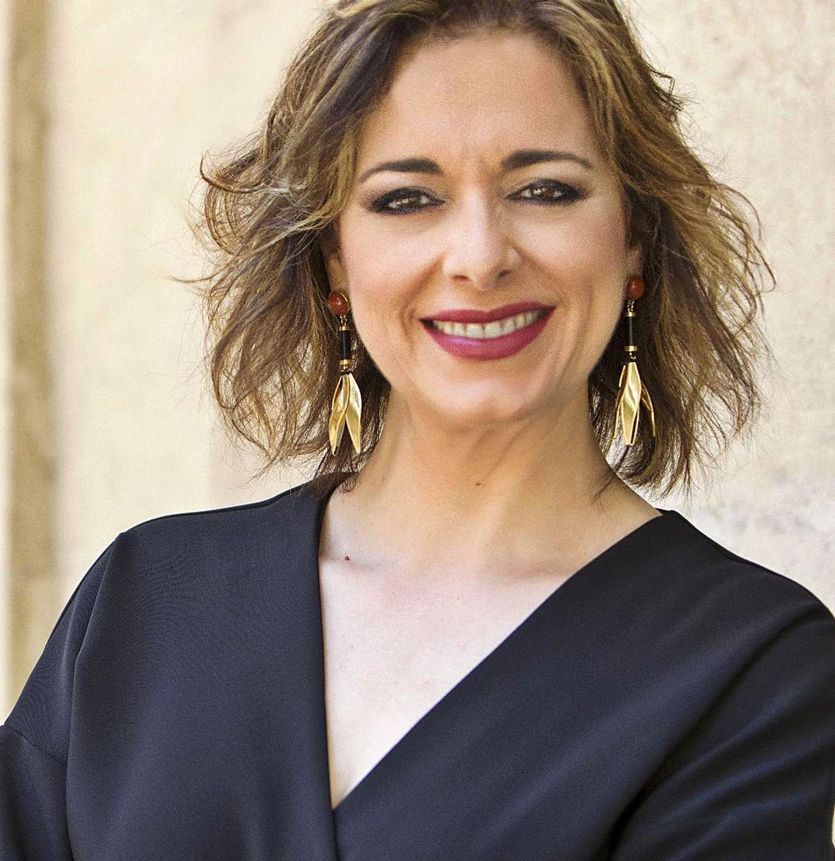 La presidenta de la Federació de Fogueres, Toñi Martín-Zarco. |