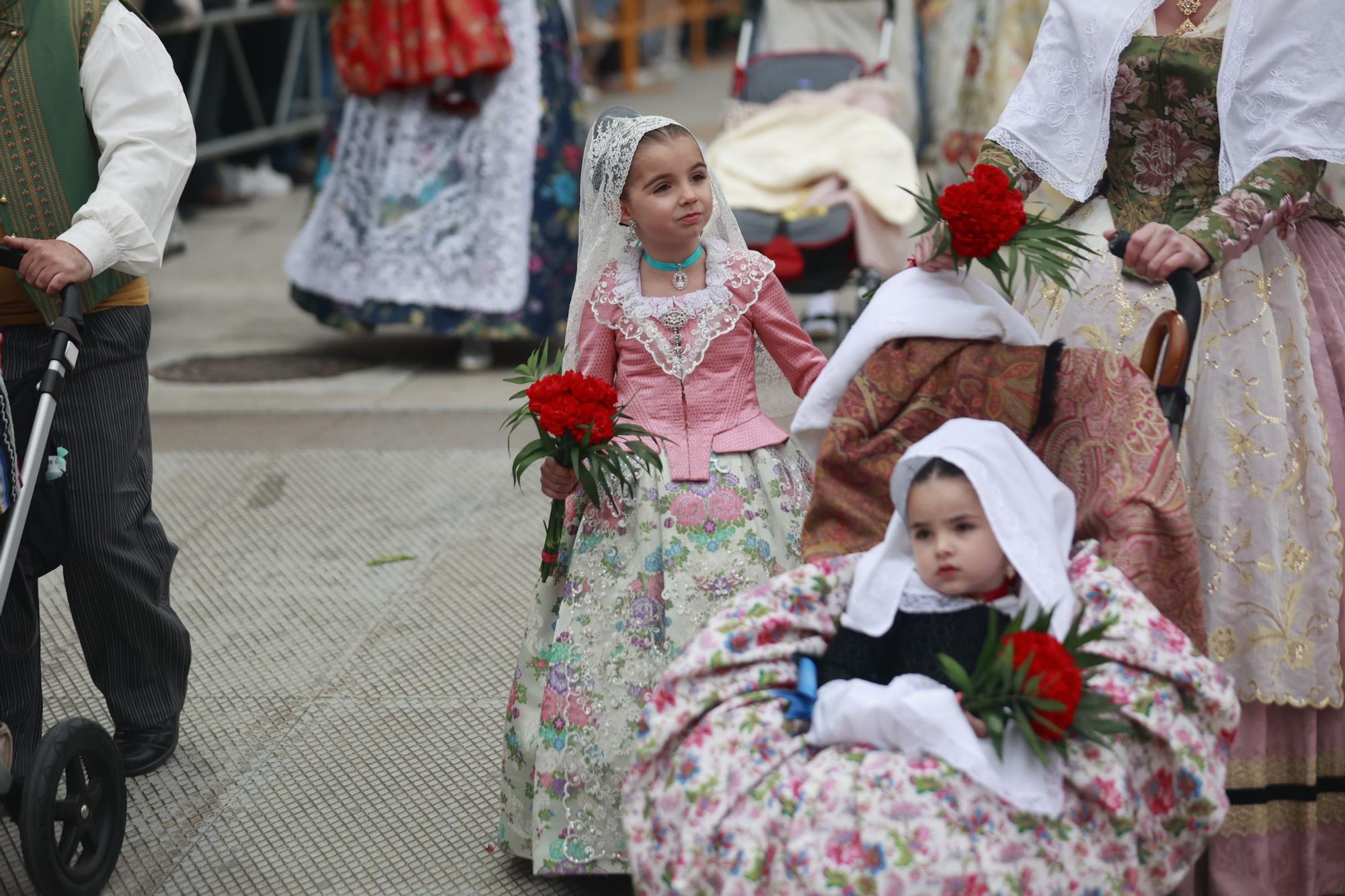 Búscate en el segundo día de ofrenda por la calle Quart (entre las 18:00 a las 19:00 horas)