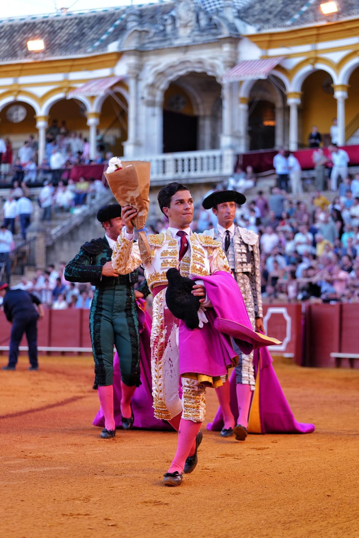 Manuel León da la vuelta al ruedo en la final de las novilladas de la Maestranza