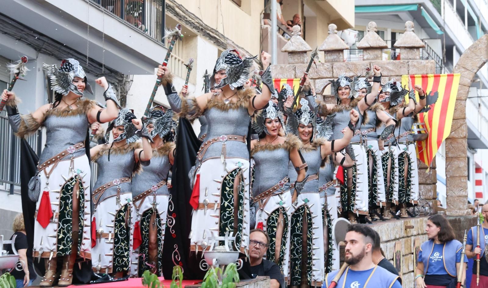 Imágenes del desfile de la entrada cristiana en San Blas
