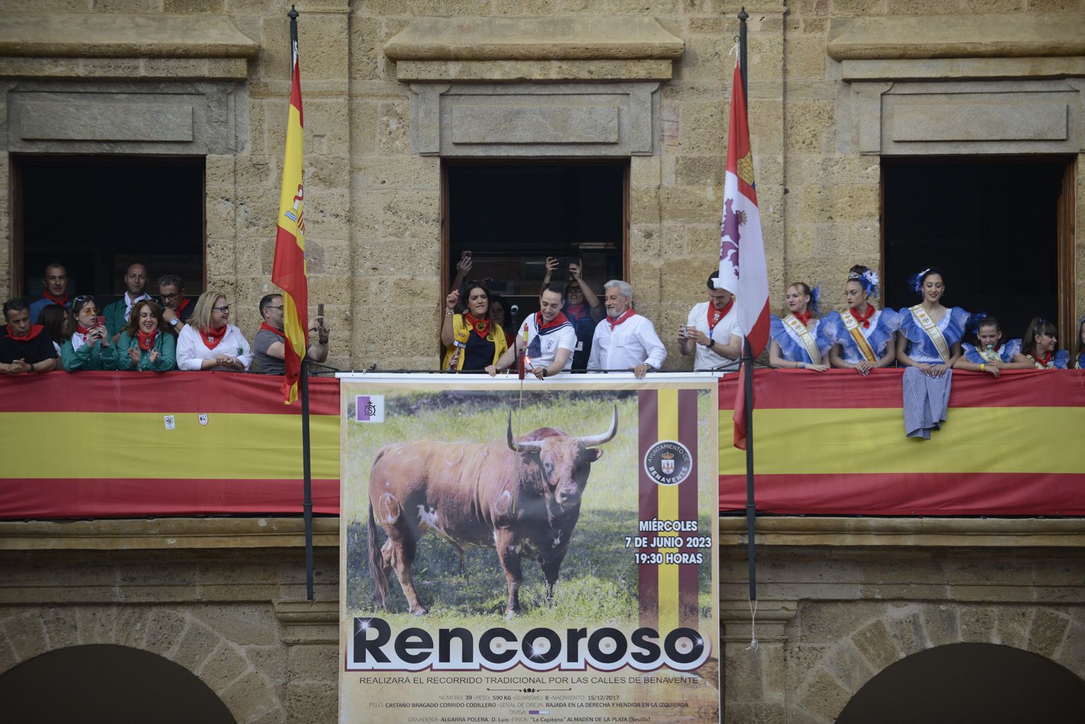 El chupinazo de Rencoroso: Así ha estado la Plaza Mayor de Benavente