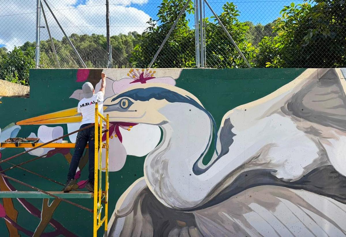 Borja Fernández dando unos retoques.
