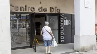 CC OO denuncia el "deterioro insostenible" del centro de día de la plaza de América de Alicante