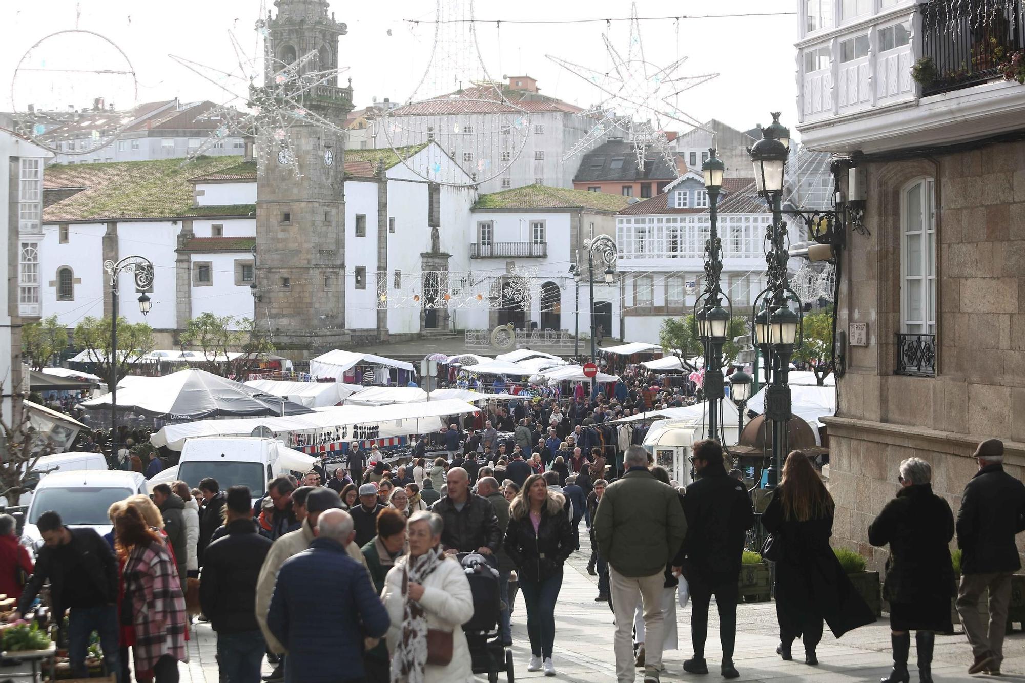 Betanzos abre 2024 fiel a la tradicional feria de Año Nuevo