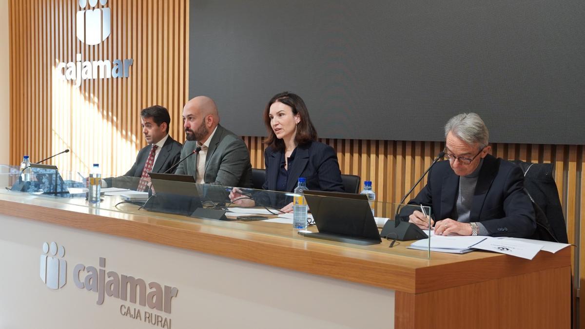 De izquierda a derecha: Willy Fente, Alberto González, Marta Máñez y José Vicente Malo.