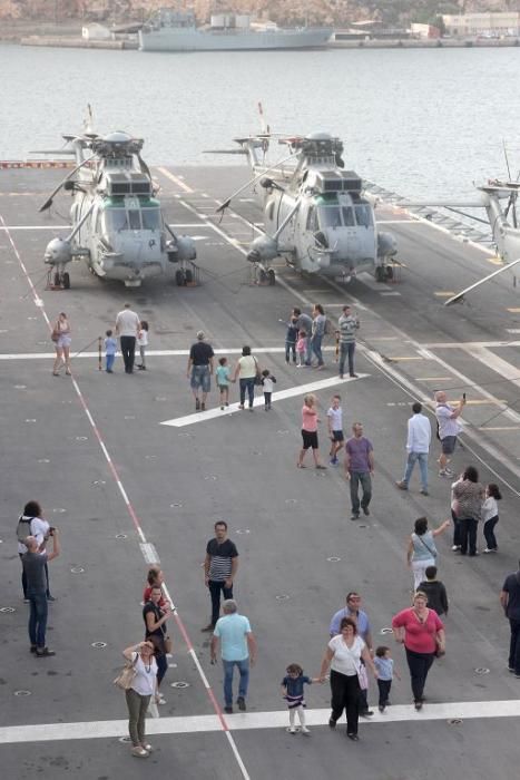 Jornada de puertas abiertas en el buque Juan Carlo