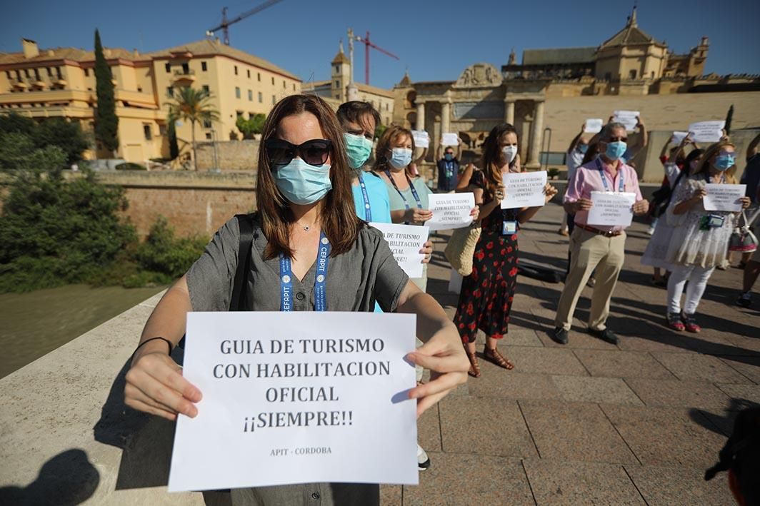 Los guías turísticos lanzan un SOS