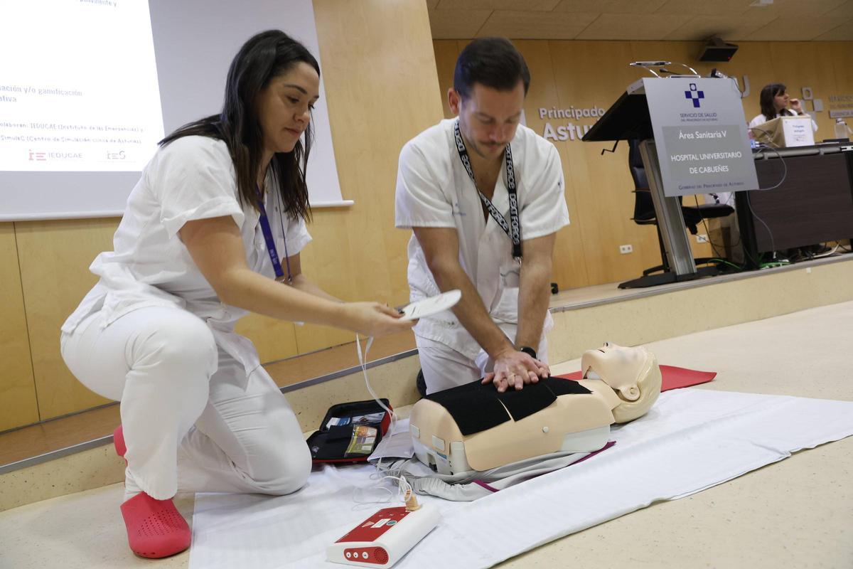 La jornada de simulación clínica del Hospital de Cabueñes, en imágenes