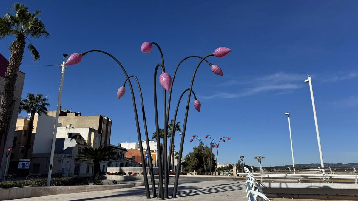 La escultura ha regresado junto al Magro.