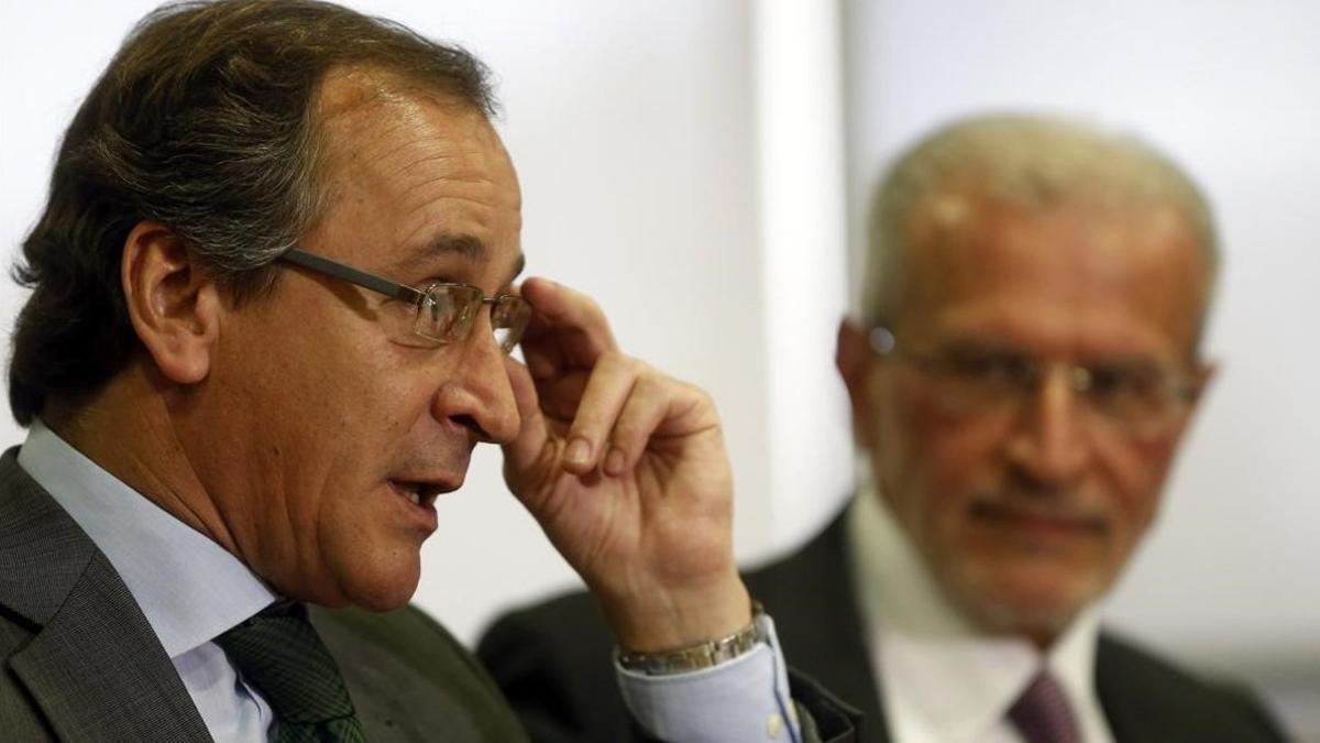 El ministro de Sanidad en funciones, Alfonso Alonso, este martes en Valencia.