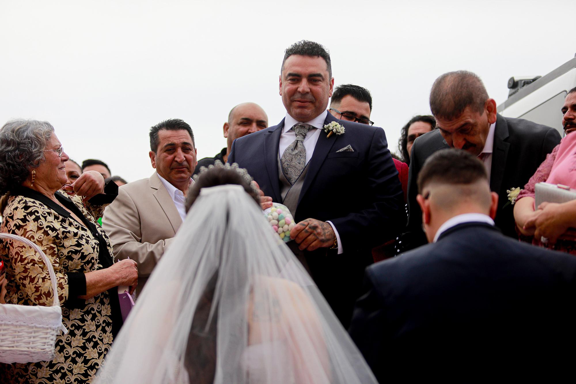 Mira aquí todas las fotos de la gran boda gitana de Lucía y Daniel en Ibiza