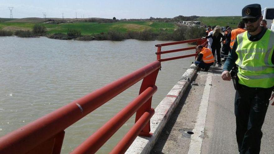 Muere una mujer en Chiprana tras caer al río con su coche