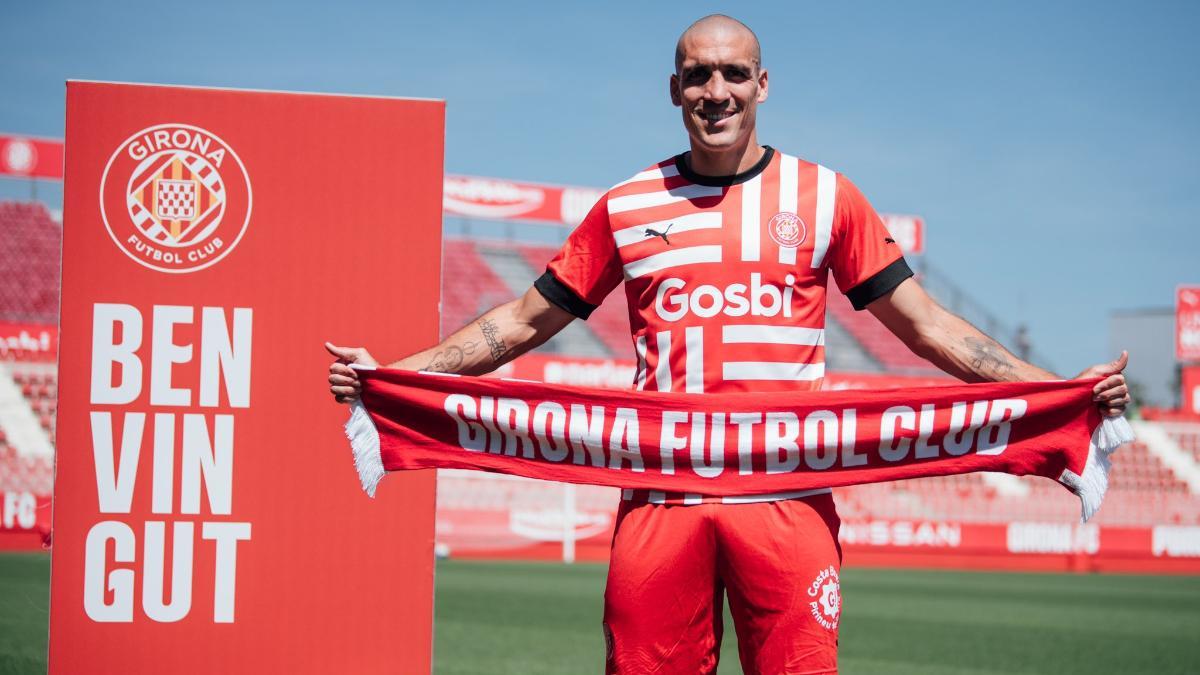 Oriol Romeu en su presentación con el Girona