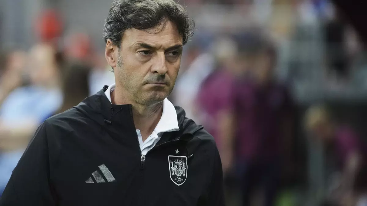 Oficial: Santi Denia deja la selección sub-21