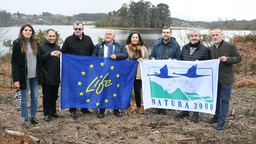 La Reserva regenera la vegetación de ribera en varias zonas del embalse de Cecebre