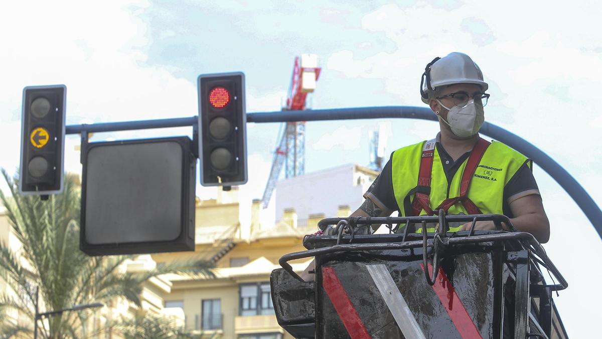 Trabajos de revisión de la instalación eléctrica en Alfonso el Sabio