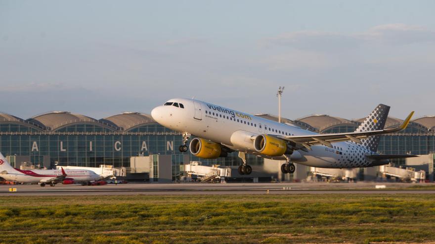 Iberia y Vueling agotan en tres horas los 100.000 billetes gratis para sanitarios