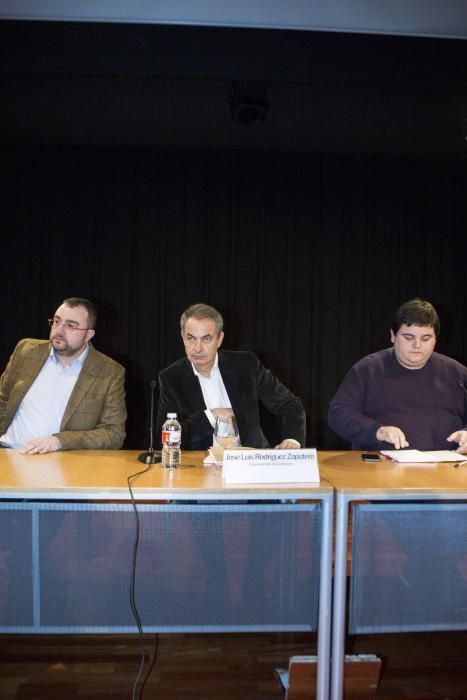 Acto del expresidente José Luis Rodríguez Zapatero en Oviedo.