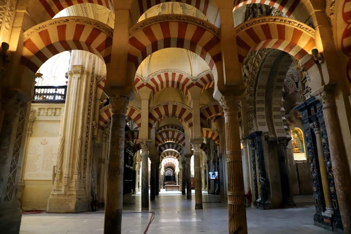 La Mezquita-Catedral en su último día de reposo