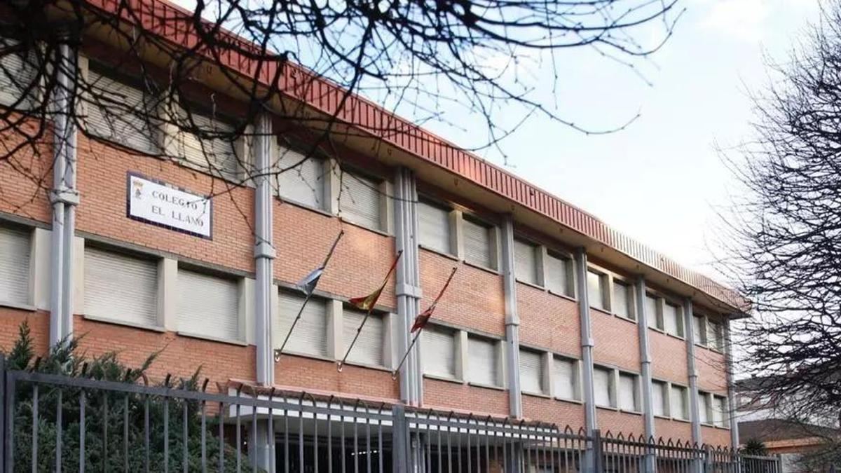 El colegio El Llano, en una imagen de archivo.