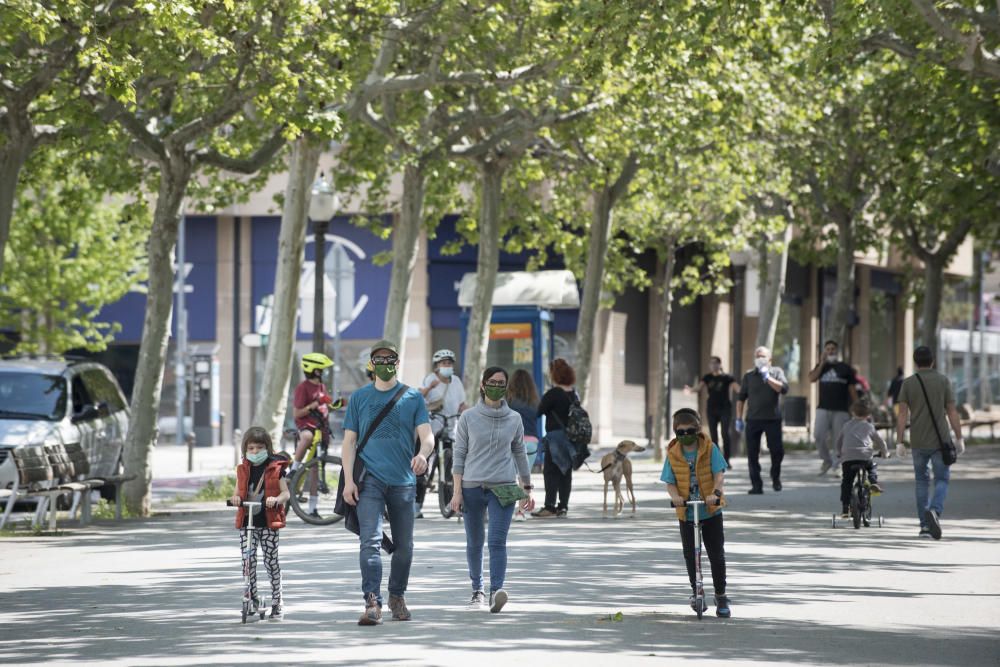 Els menors de 14 anys poden sortir a passejar una hora al dia acompanyats d''un adult