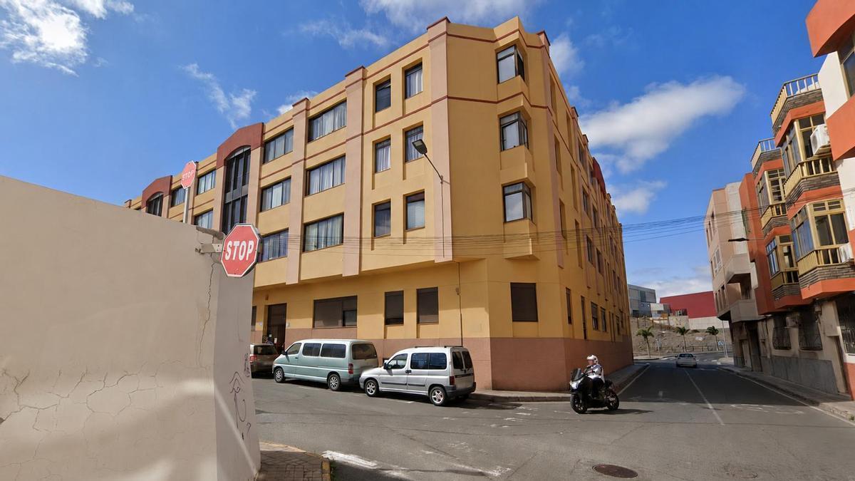 Exterior de la calle de Vecindario donde tuvo lugar el secuestro.