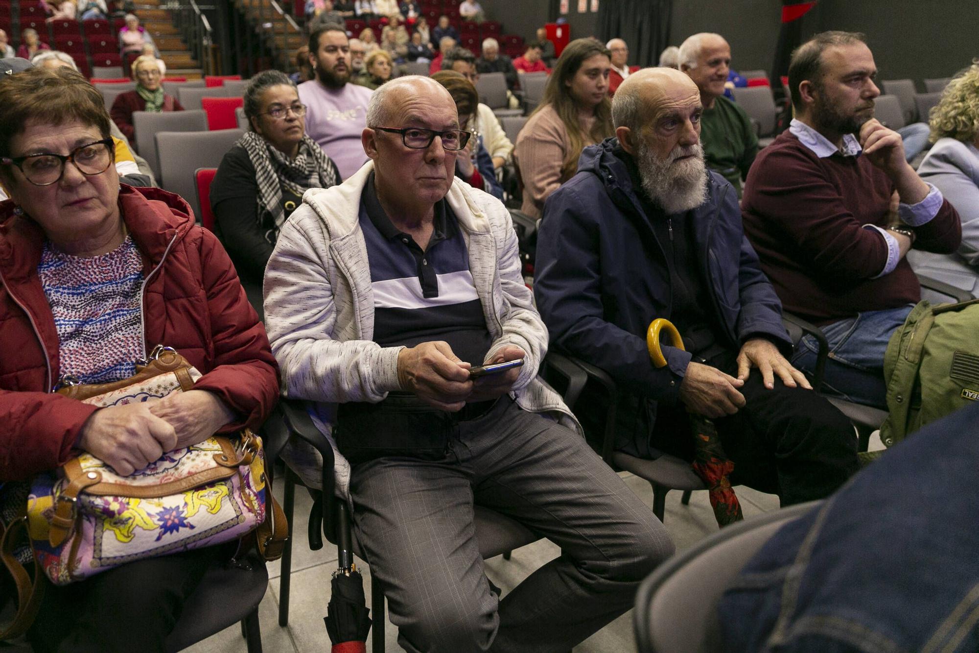 EN IMÁGENES, el debate electoral organizado por LA NUEVA ESPAÑA en Corvera