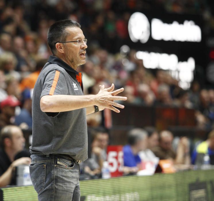 Las mejores imágenes del Valencia Basket - Estudiantes de pretemporada