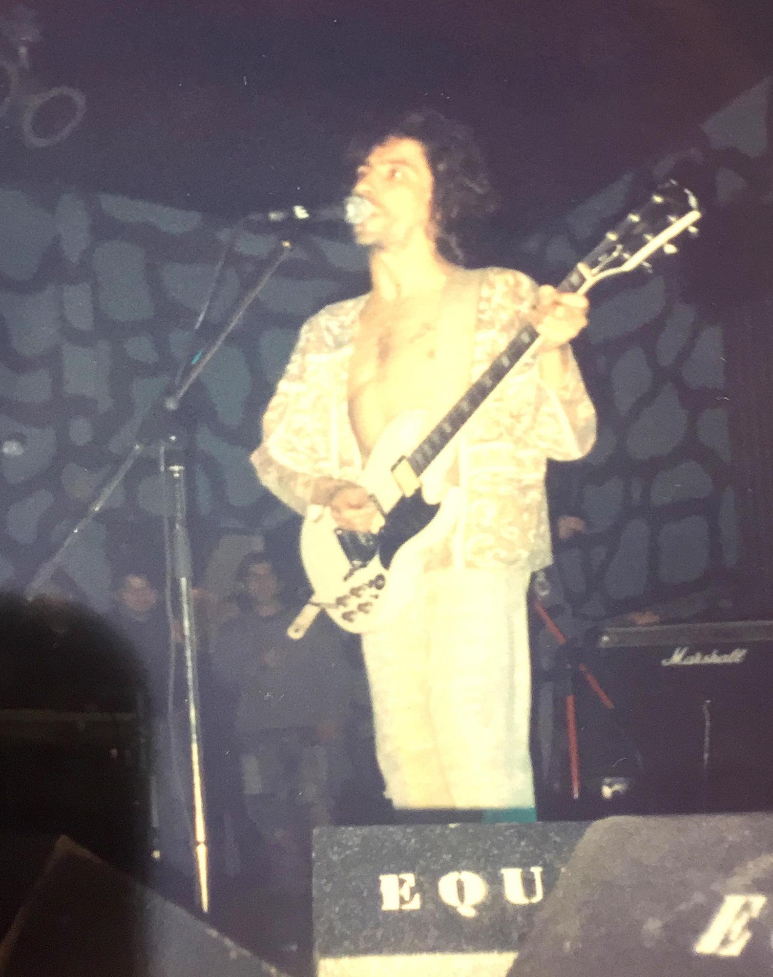 Imagen del concierto de Extremoduro en La Factoría, en febrero de 1992.