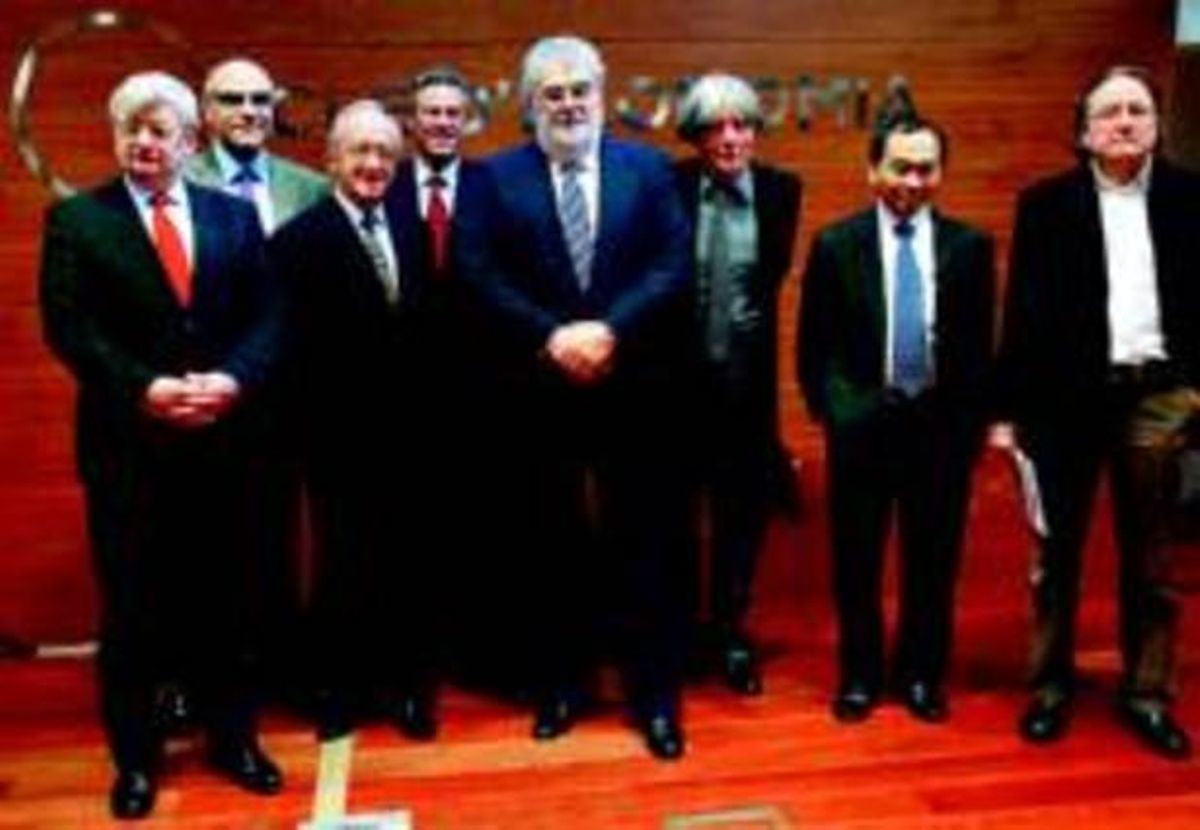 Protagonistes D’esquerra a dreta, Joschka Fischer, Salvador Alemany, Carlos Westendorp, James Hackett, José Manuel Lara, André Glucksmann, Francis Fukuyama i Josep Ramoneda. Protagonistes D’esquerra a dreta, Joschka Fischer, Salvador Alemany, Carlos Westendorp, James Hackett, José Manuel Lara, André Glucksmann, Francis Fukuyama i Josep Ramoneda.