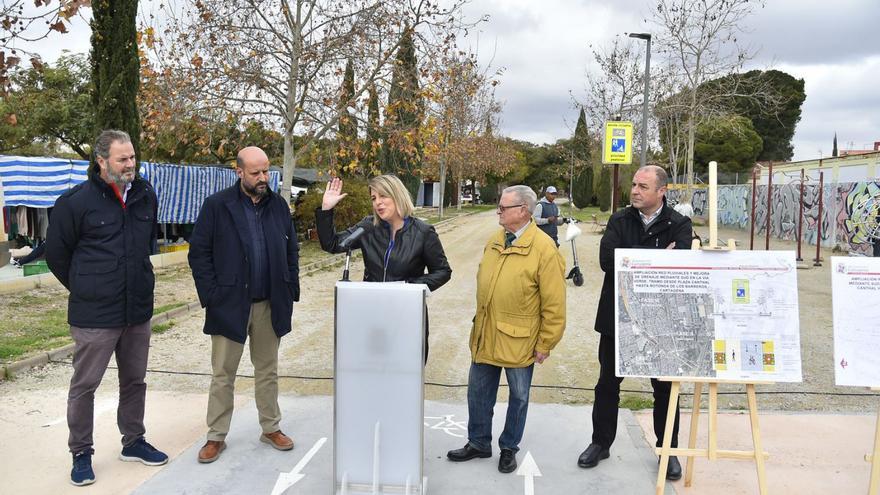 El Ayuntamiento presentó ayer el proyecto cuyas obras comenzarán en unos días | IVÁN URQUÍZAR