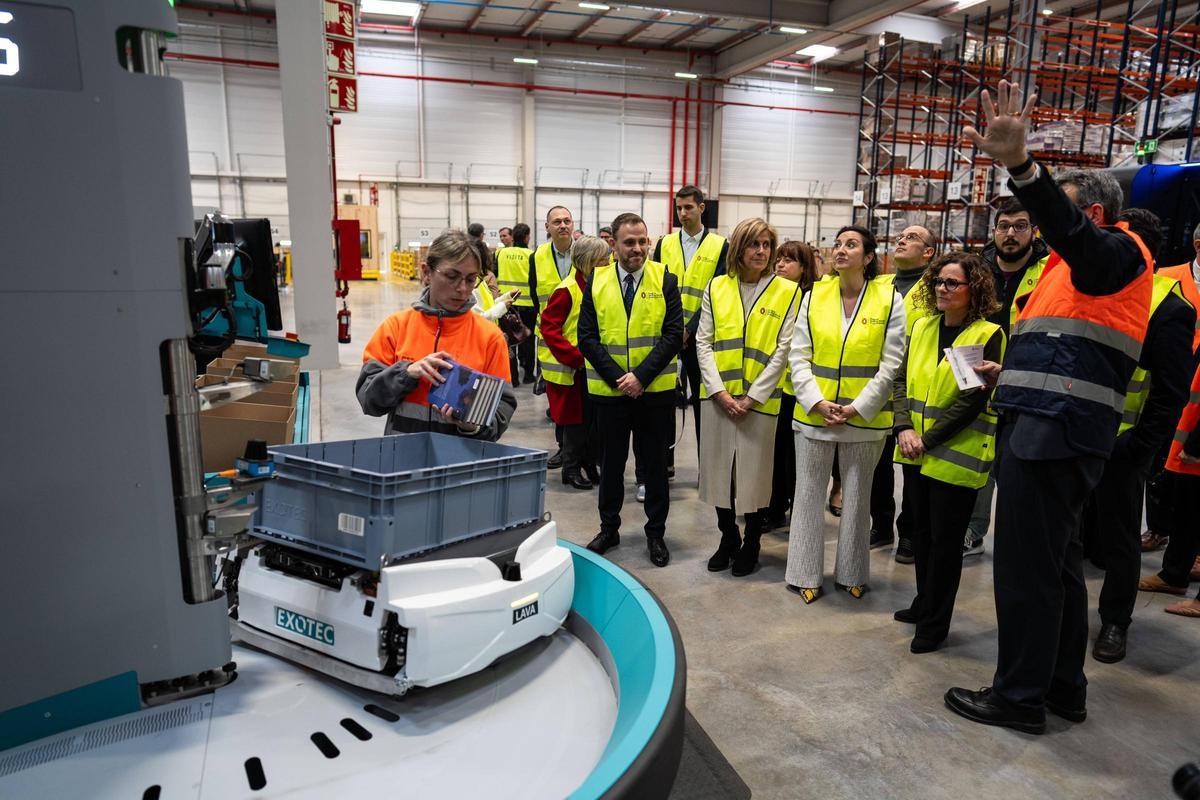 Visita al nuevo centro de distribución de la editorial Penguin Random House en Cerdanyola del Vallés