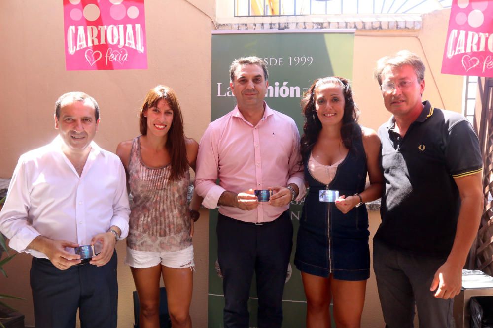 La terraza de La Opinión celebró este jueves su último día de Feria con muchos e ilustres personajes.