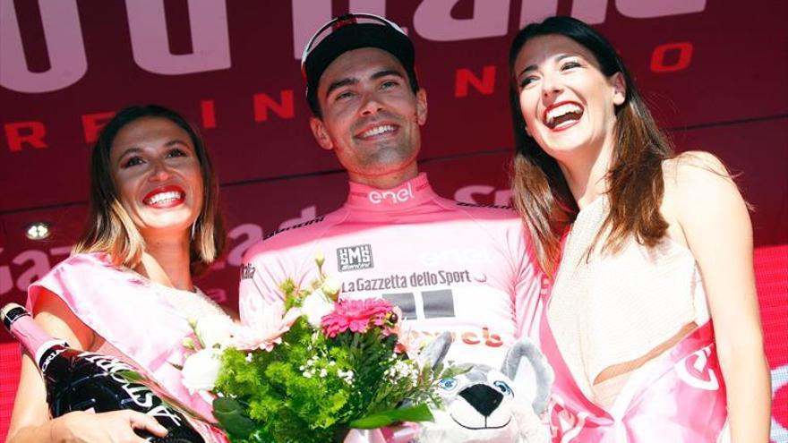 Dumoulin ‘vuela’ en la crono del Giro y es líder