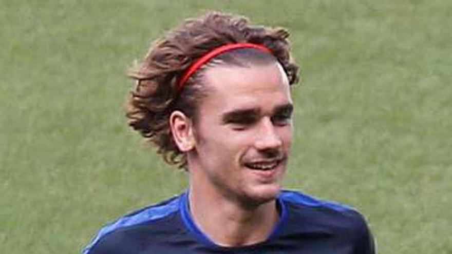 Griezmann, ayer, con la selección francesa. // Efe