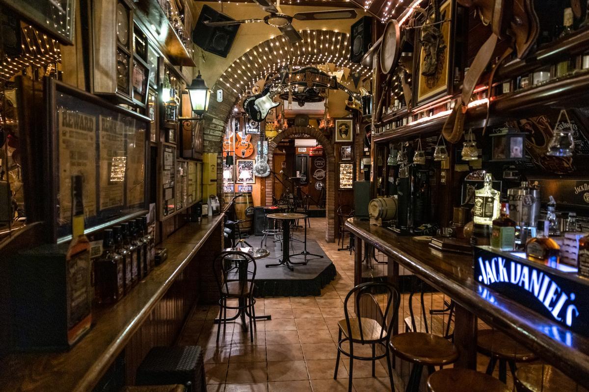 El último año de LOncle Jack, un museo-bar dedicado al Jack Daniels y una emblemática sala de conciertos en LHospitalet.