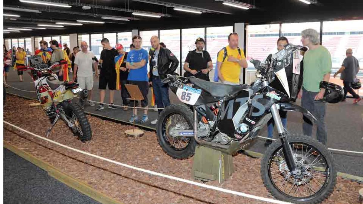 Muestra de motos históricas del Dakar en el Circuit