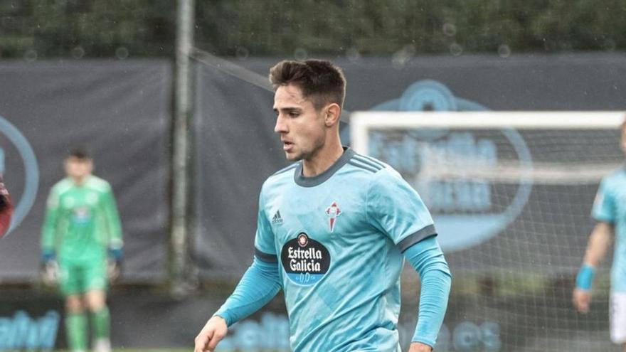 Fer Medrano, durante un partido con el filial del Celta