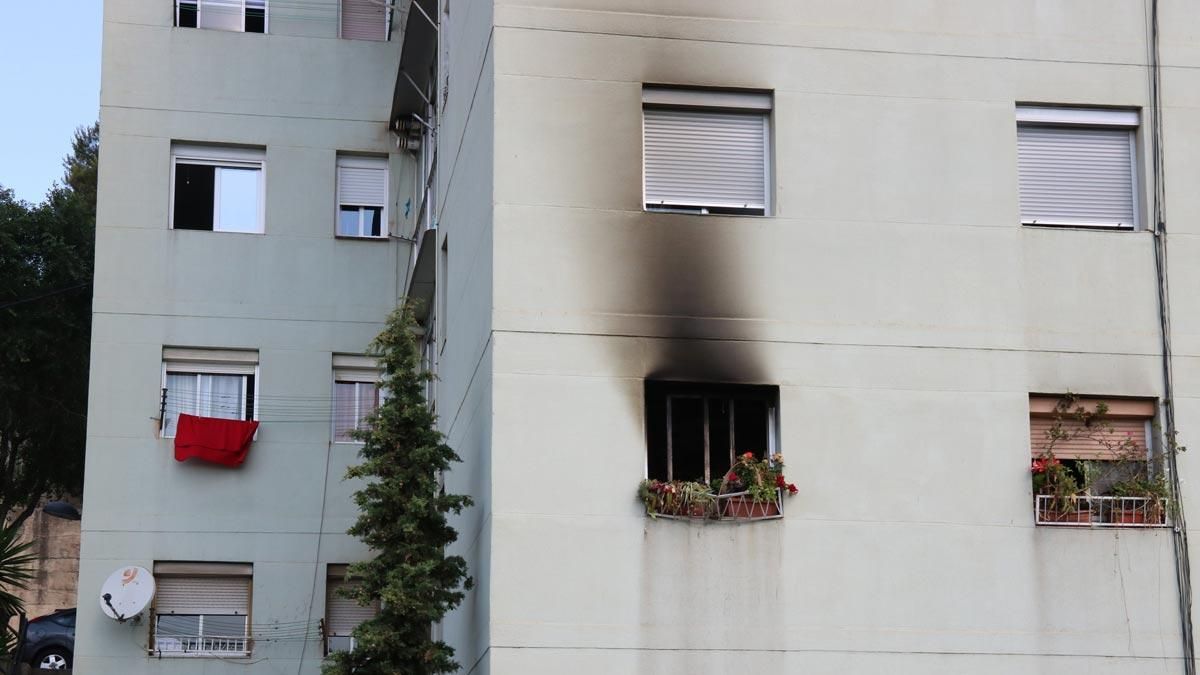 Germán y Rosa, dos vecinos del edificio y testimonios de lo ocurrido.