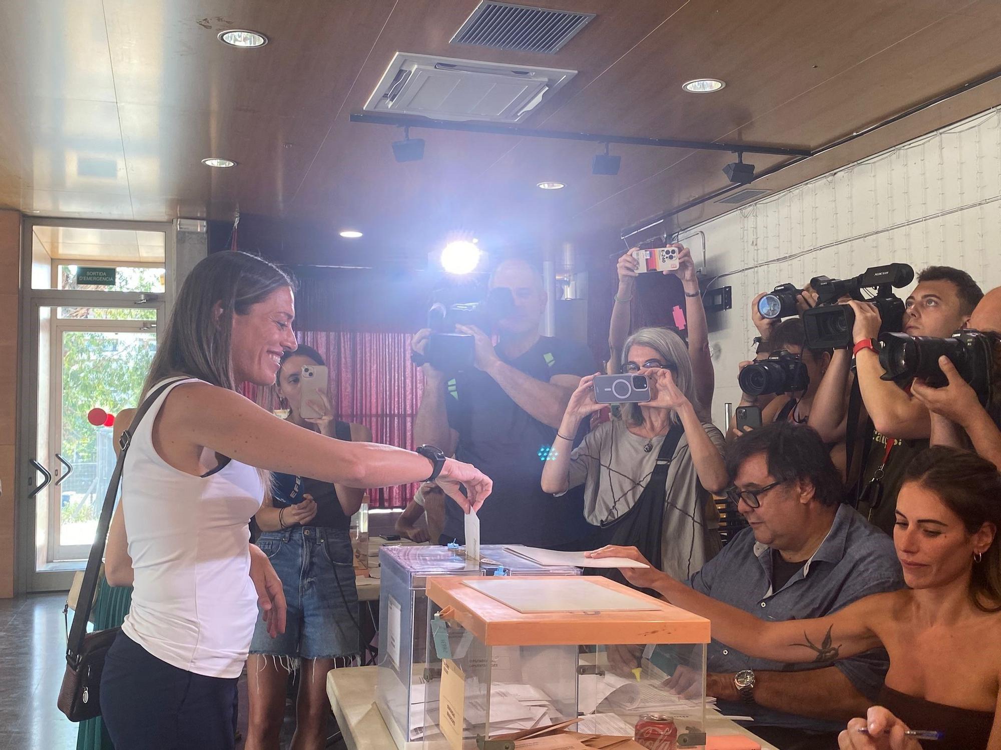 Míriam Nogueras (Junts) vota en las elecciones generales del 23 de julio.