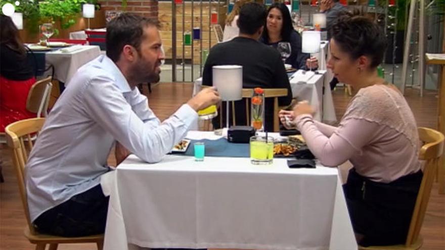 Cita entre Inés y Juna, en &#039;First Dates&#039;.