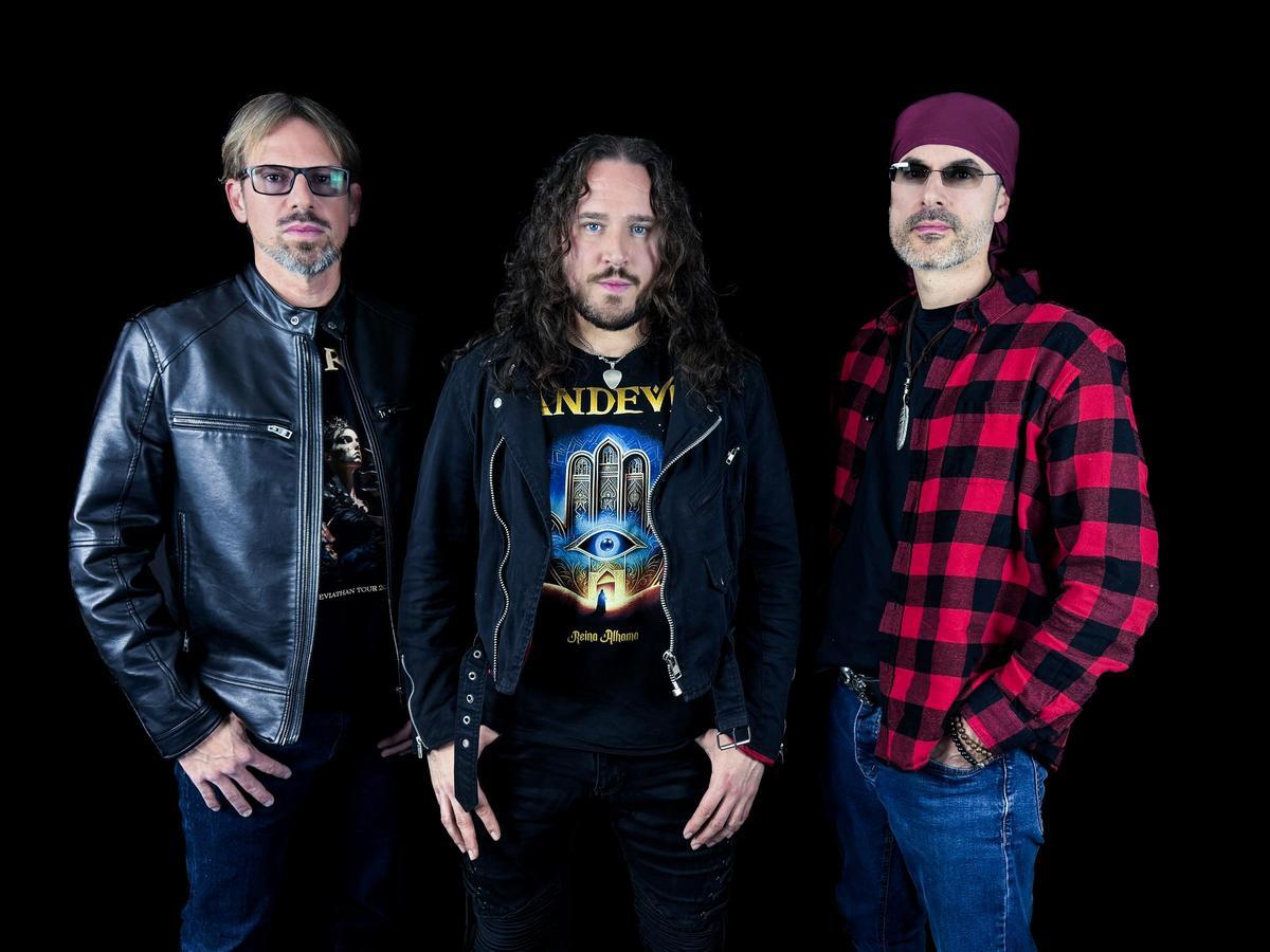 El grupo de folk metal Lándevir celebran 25 años en la música en Elda