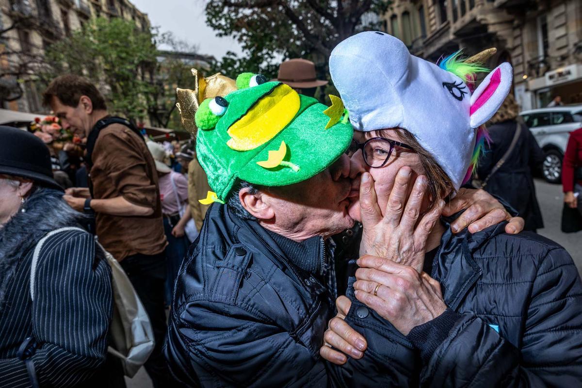 Nueva edición del Paseo con Sombrero por Barcelona