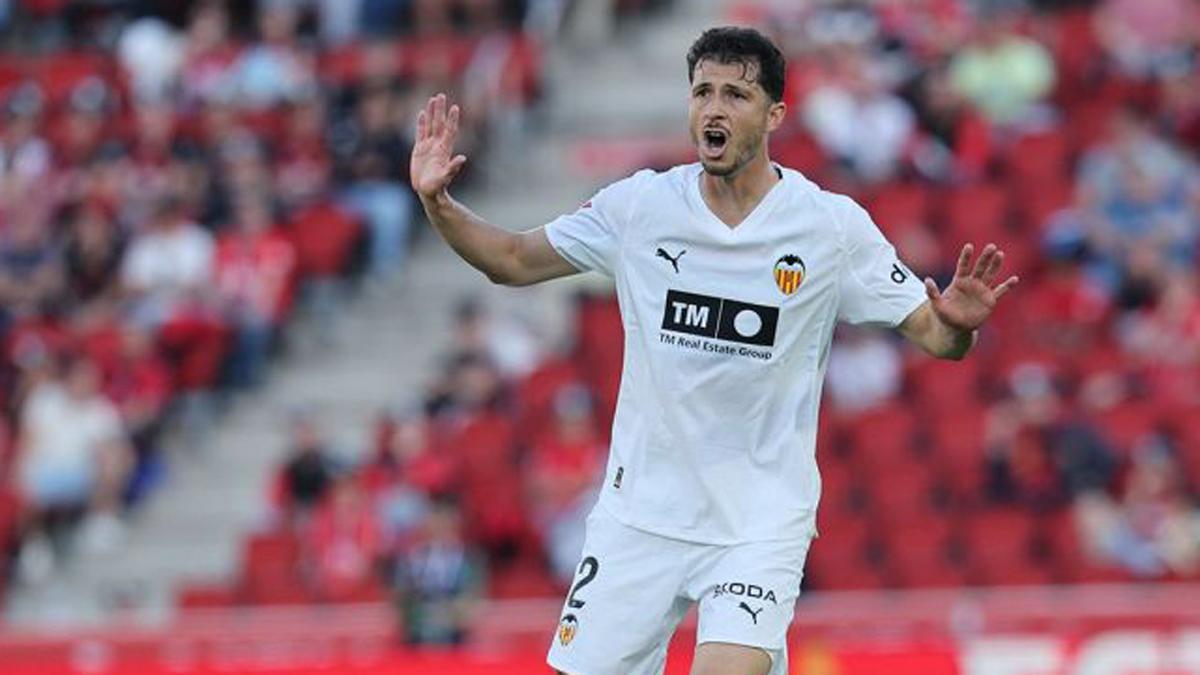 Guido, pidiendo calma durante un partido ante el Mallorca