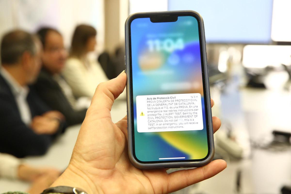 Texto del simulacro de alerta de emergencias enviado a móviles del área de Barcelona en una prueba realizada anteriormente, en septiembre de 2023