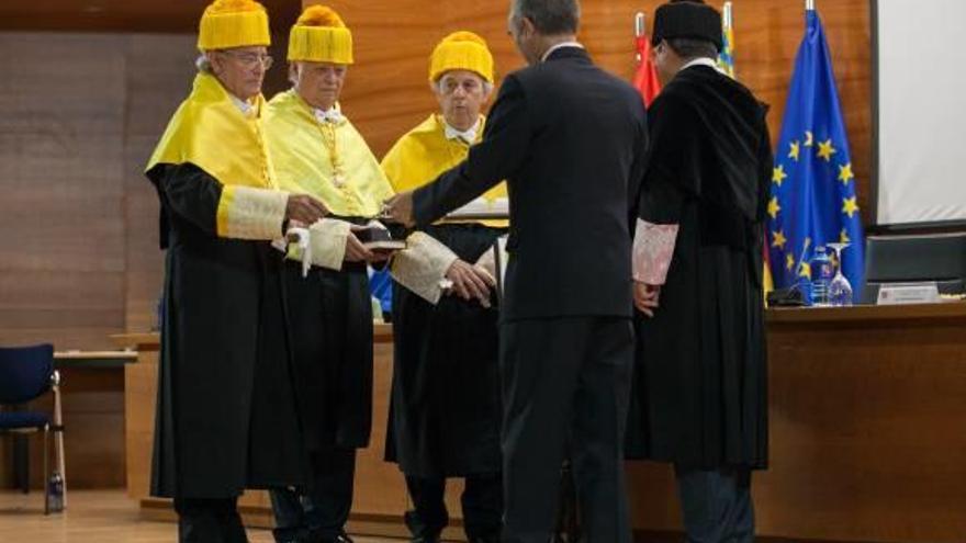 El presidente de Asisa, Honoris Causa