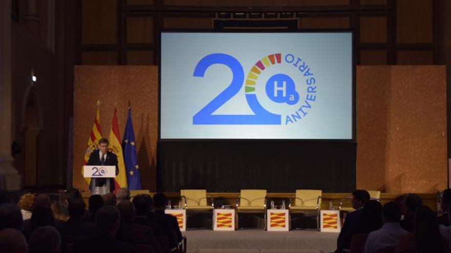 El vicepresidente y consejero de Industria, Arturo Aliaga, ayer en el acto por los 20 años de la Fundación del Hidrógeno. | EL PERIÓDICO