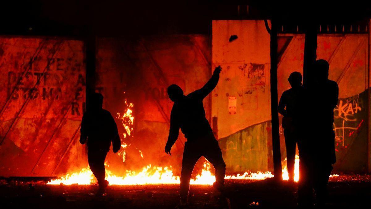 Arde Belfast: Las causas de los disturbios en Irlanda del Norte